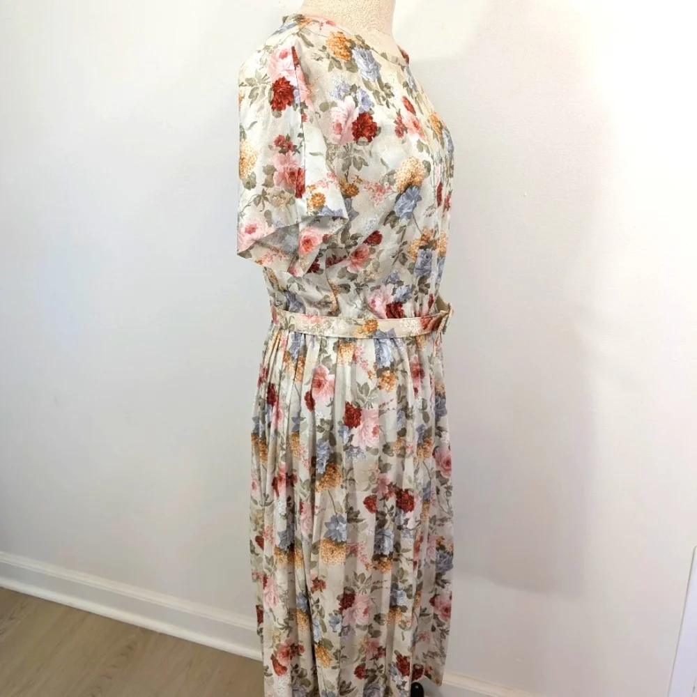 Vintage silky poly earthy floral, modest slip on day dress W matching belt. 12P